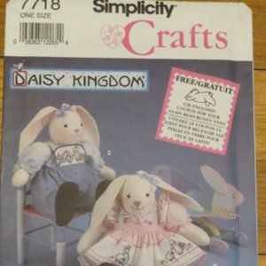 SIMPLICITY Sitting Bunny & Clothes 12" Tall (#903)